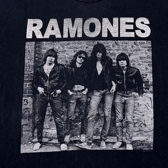 Vintage Ramones 1234 Band T Shirt Black Graphic Tee Punk Rock Concert Men's - XL - Picture 2 of 7
